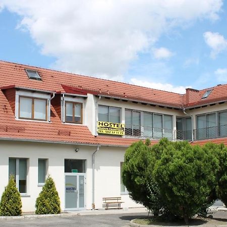 ניסה Hostel Nuove Frontiere מראה חיצוני תמונה