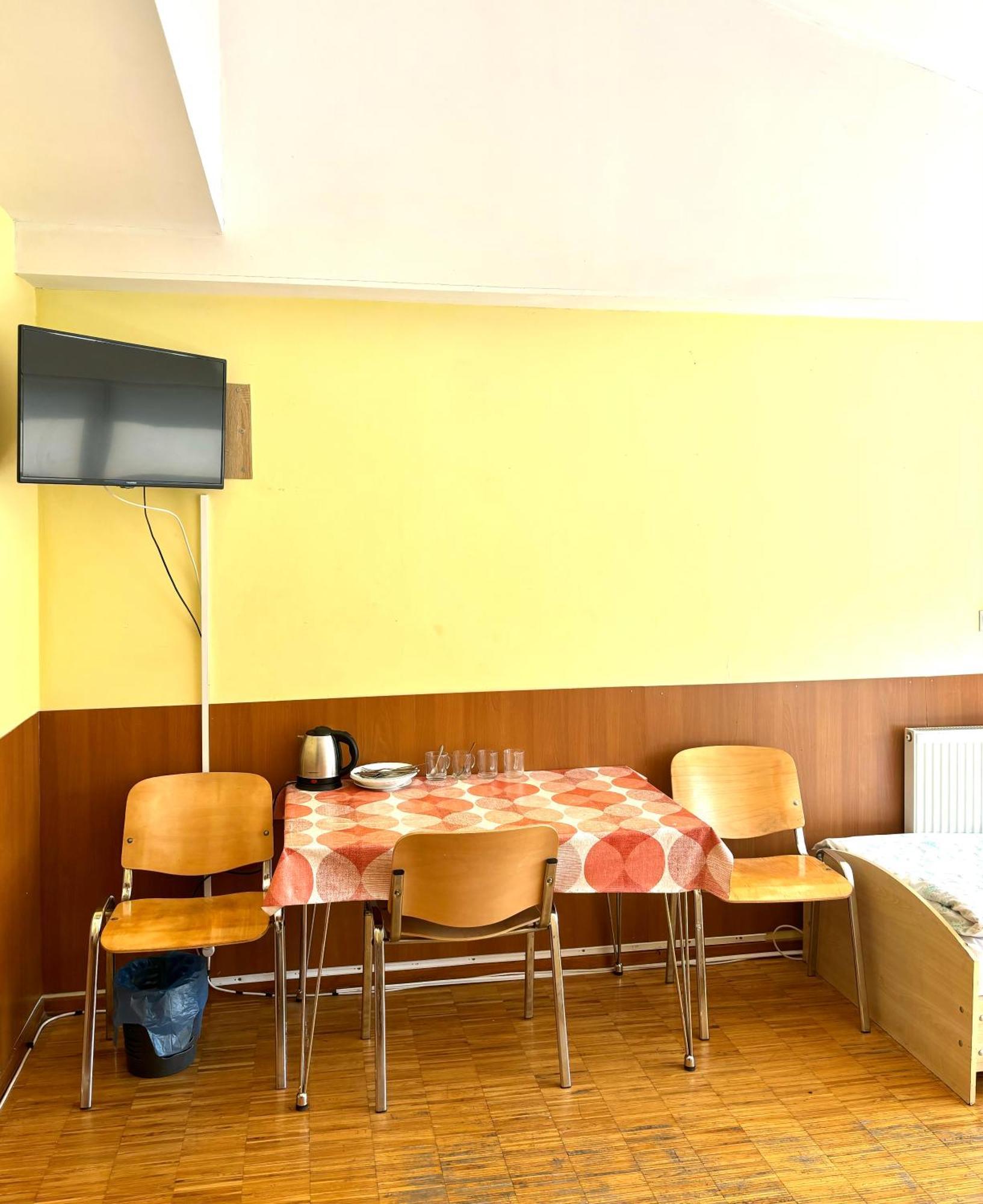 ניסה Hostel Nuove Frontiere מראה חיצוני תמונה